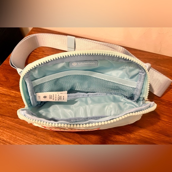 ⭐️NEW⭐️Lululemon🩵Cowgirl Cocktail Club Belt Bag Light Blue w Western Patch🤠 - Picture 14 of 15
